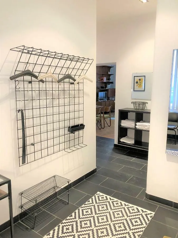וינה Vintage Design Apartment אוסטריה